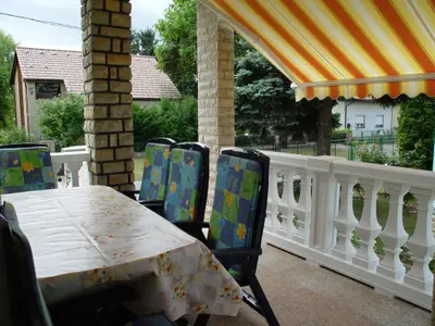 Ferienhaus für 6 Personen (140 m²) in Balatonszárszó 2/10