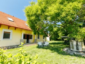 23845170-Ferienhaus-8-Balatonudvari-300x225-3