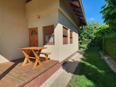 Ferienhaus für 6 Personen (85 m²) in Balatonvilágos 2/10