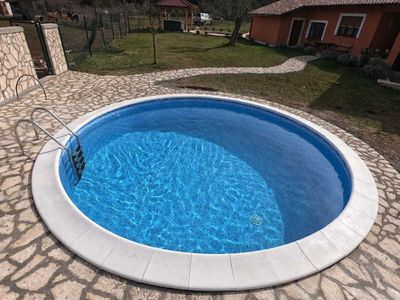 PoolOfHouse