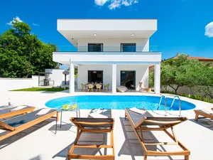 Ferienhaus für 8 Personen (230 m²) in Barbariga