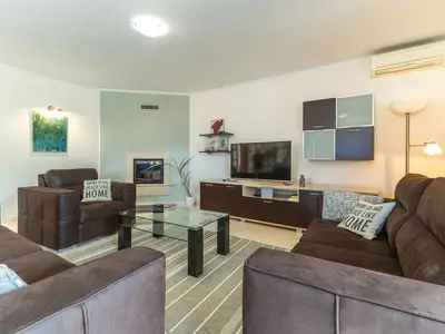 Ferienhaus für 6 Personen (222 m²) in Bale 7/10