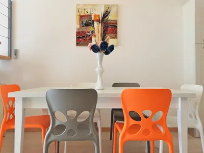 DiningRoom