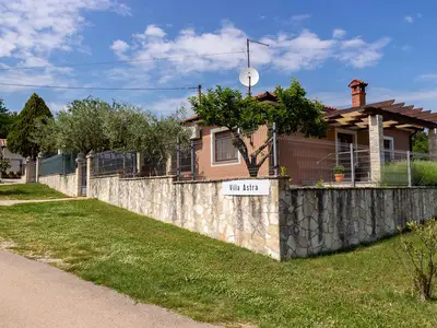 Ferienhaus für 6 Personen (112 m²) in Barban 10/10