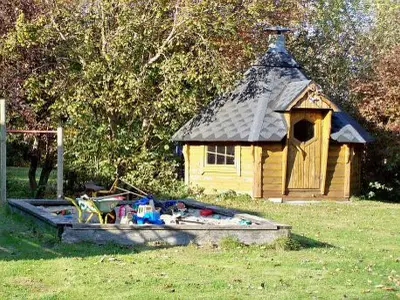 Grillhütte Spielplatz
