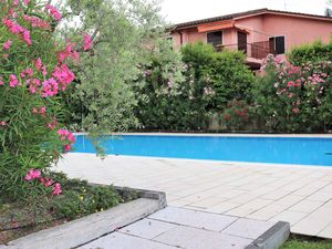 23773858-Ferienhaus-8-Bardolino-300x225-0