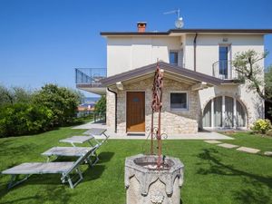 Ferienhaus für 8 Personen (500 m²) in Bardolino