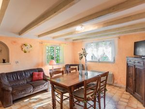 23896790-Ferienhaus-5-Barjols-300x225-3