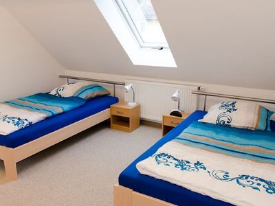 Schlafzimmer 2