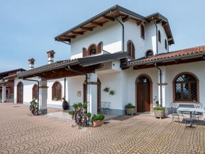 23848231-Ferienhaus-6-Barolo-300x225-4