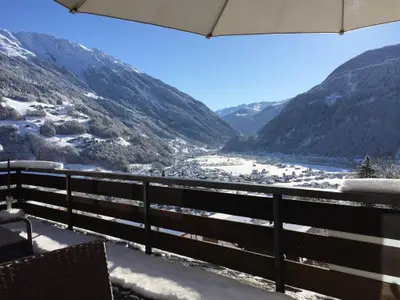 Blick auf Schruns im Winter
