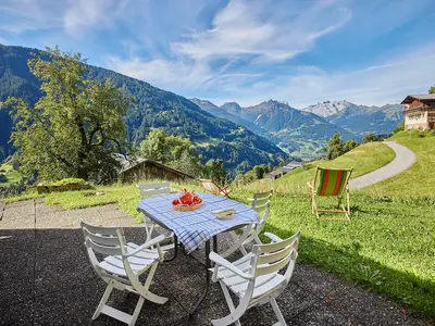 Sonnenterrasse Blick auf Rätikon