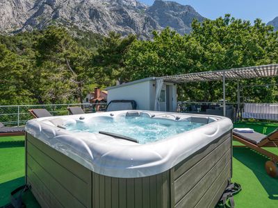 hot-tub