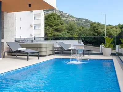 pool