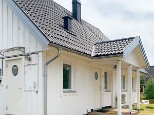 23097495-Ferienhaus-5-Båstad-300x225-2