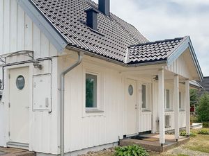 23097495-Ferienhaus-5-Båstad-300x225-4