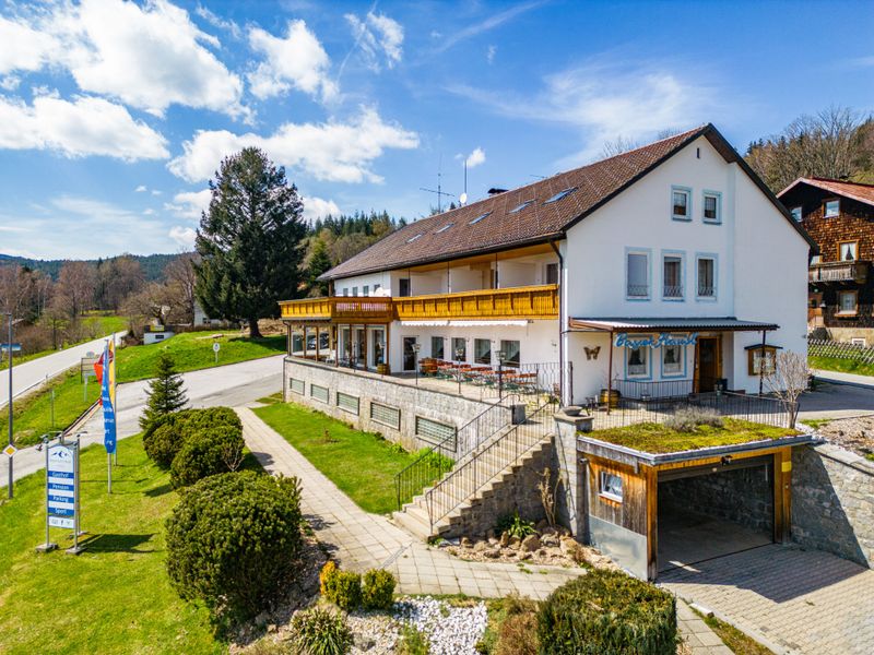 23868486-Ferienhaus-36-Bayerisch Eisenstein-800x600-0