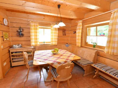 DiningRoom