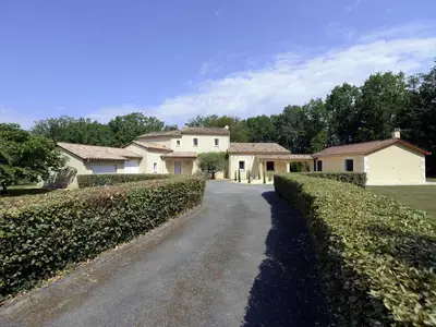 Villa DUXCAAR