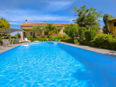 pool