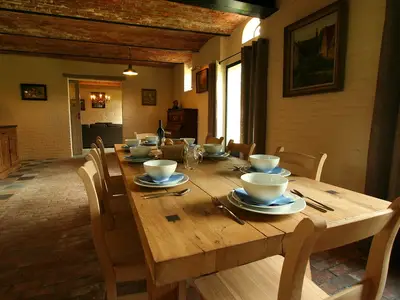 DiningRoom