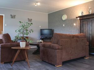 23741062-Ferienhaus-4-Beerzerveld-300x225-4