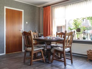 23741062-Ferienhaus-4-Beerzerveld-300x225-5