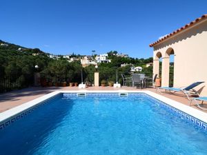 19205137-Ferienhaus-6-Begur-300x225-3