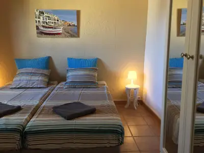 Schlafbereich. Schlafzimmer mit Doppelbett