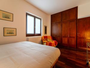 24016551-Ferienhaus-6-Bellagio-300x225-3