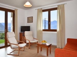 24022490-Ferienhaus-7-Bellano-300x225-3