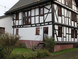 22421921-Ferienhaus-8-Beltheim-300x225-4