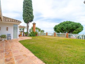 23851221-Ferienhaus-6-Benalmádena-300x225-1