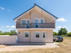 Ferienhaus für 6 Personen (150 m²) in Benkovac