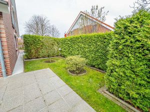 23890495-Ferienhaus-5-Bensersiel-300x225-1