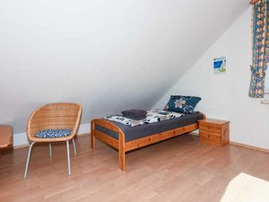 22802691-Ferienhaus-6-Bensersiel-300x225-5