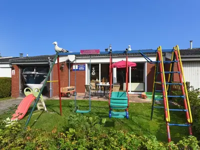 Ferienhaus für 5 Personen (55 m²) in Bensersiel 1/10