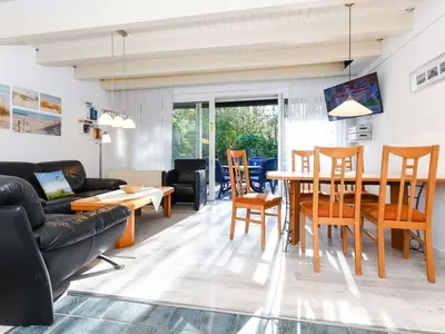 Ferienhaus für 6 Personen (75 m²) in Bensersiel 2/10