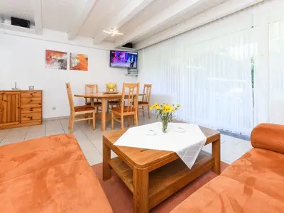 Ferienhaus für 6 Personen (75 m²) in Bensersiel 5/10
