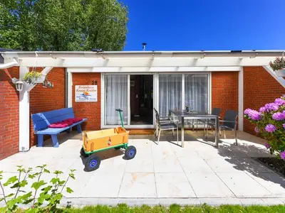 Ferienhaus für 4 Personen (60 m²) in Bensersiel 2/10