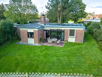 Ferienhaus für 4 Personen (93 m²) in Bensersiel 1/10