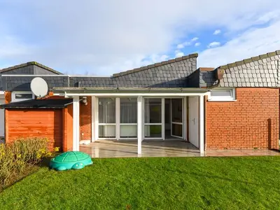 Ferienhaus für 4 Personen (60 m²) in Bensersiel 1/10