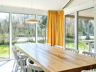 house house