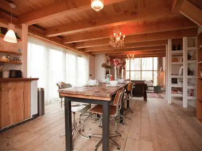 DiningRoom