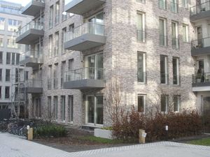 23988851-Ferienhaus-4-Berlin-300x225-1