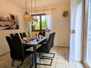 23334936-Ferienhaus-6-Bernkastel-Kues-300x225-2