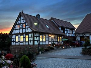 22019133-Ferienhaus-6-Bernshausen-300x225-3