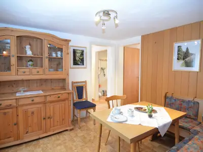 DiningRoom