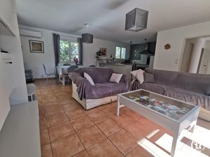 23831810-Ferienhaus-6-Béziers-300x225-3