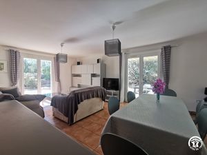 23831810-Ferienhaus-6-Béziers-300x225-5